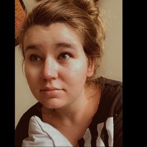 Meet your Posher, Caree